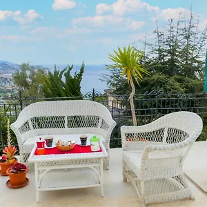 https://casa-margi-195s.hotelitalianriviera.com