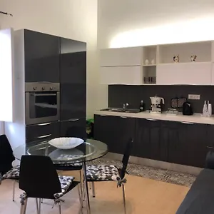https://vicoatenea.sicilyhotelsitaly.net